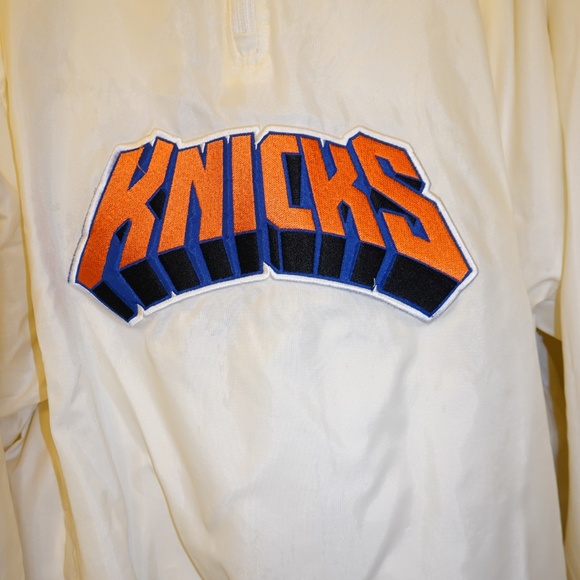 New York Knicks Reebok Retro Nylon Pullover - Picture 2 of 8